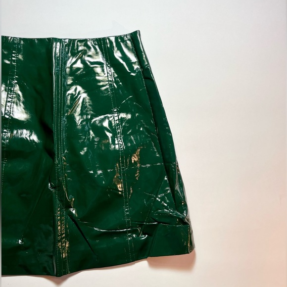 Green Skirt - Picture 2 of 4